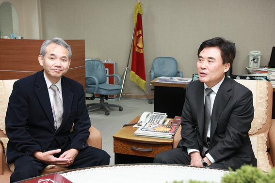 2010-12-06 일본 도아대학 구시다 고지 총장 접견 이미지