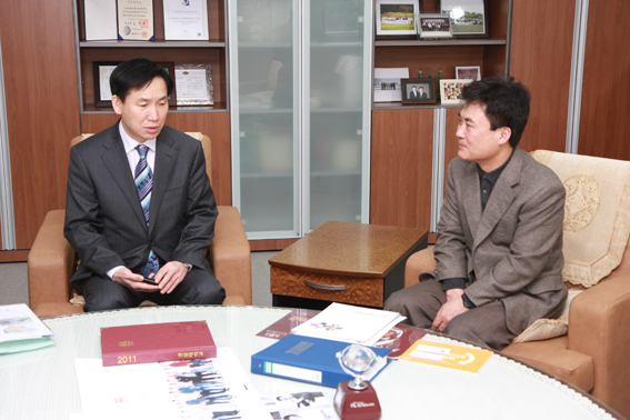 2011-02-25 한국산업단지공단 김장현 본부장 접견 이미지