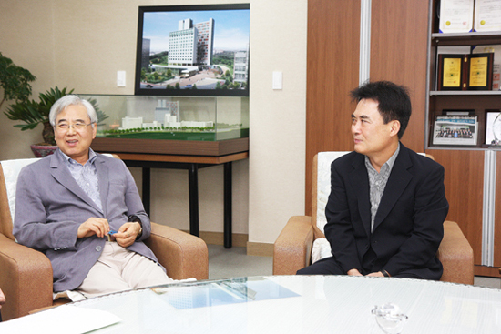 2013-08-03 문용린 전 교육과학기술부장관 접견 및 경북초등행정학연구회 하계연수회 환영사 이미지